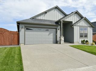 605 E Spruce Ave, La Center, WA 98629