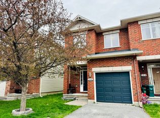 166 Calaveras Ave, Ottawa, ON K2J 5K4