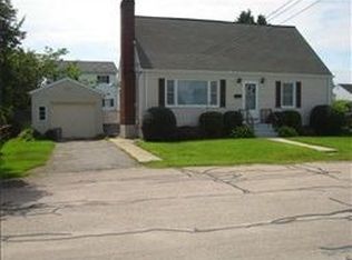 7 Daniel St, Newport, RI 02840