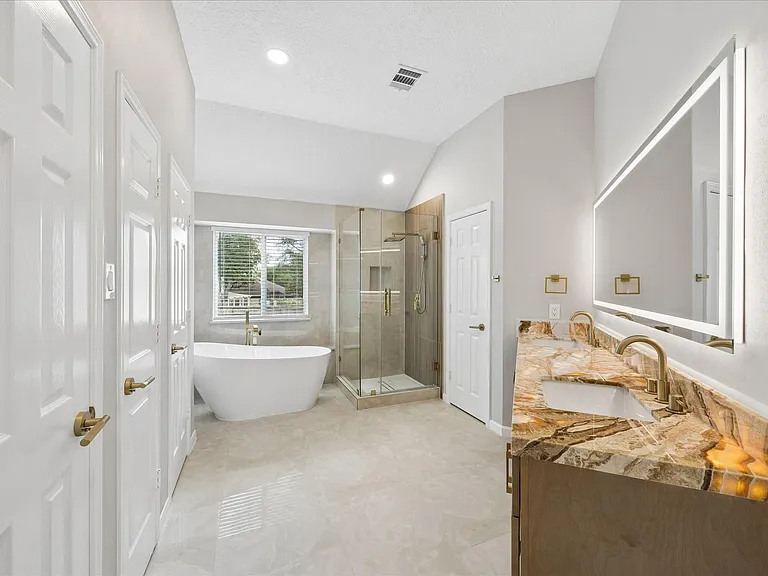 1306 Hunter Wood Dr — Photo 30