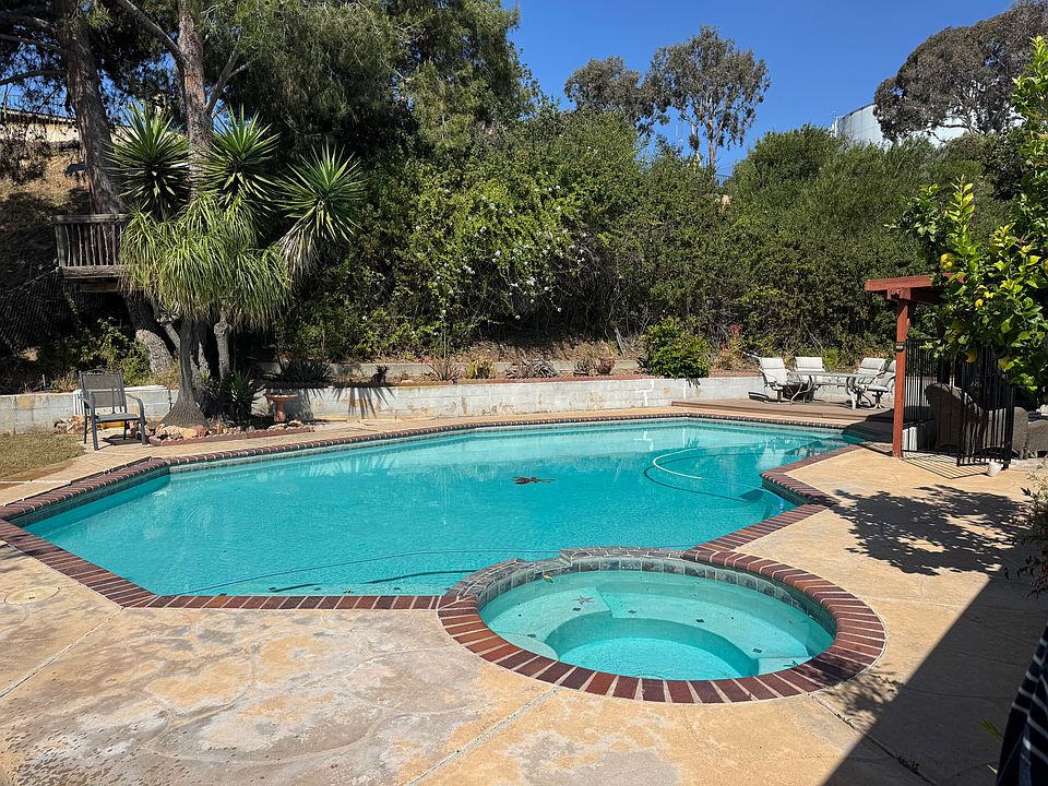 1st image of 846 Lori Ln