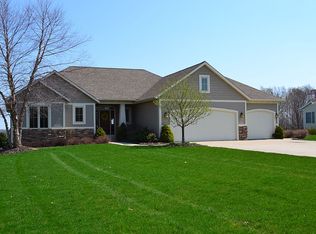 1870 Lester Ln, Hudsonville, MI 49426
