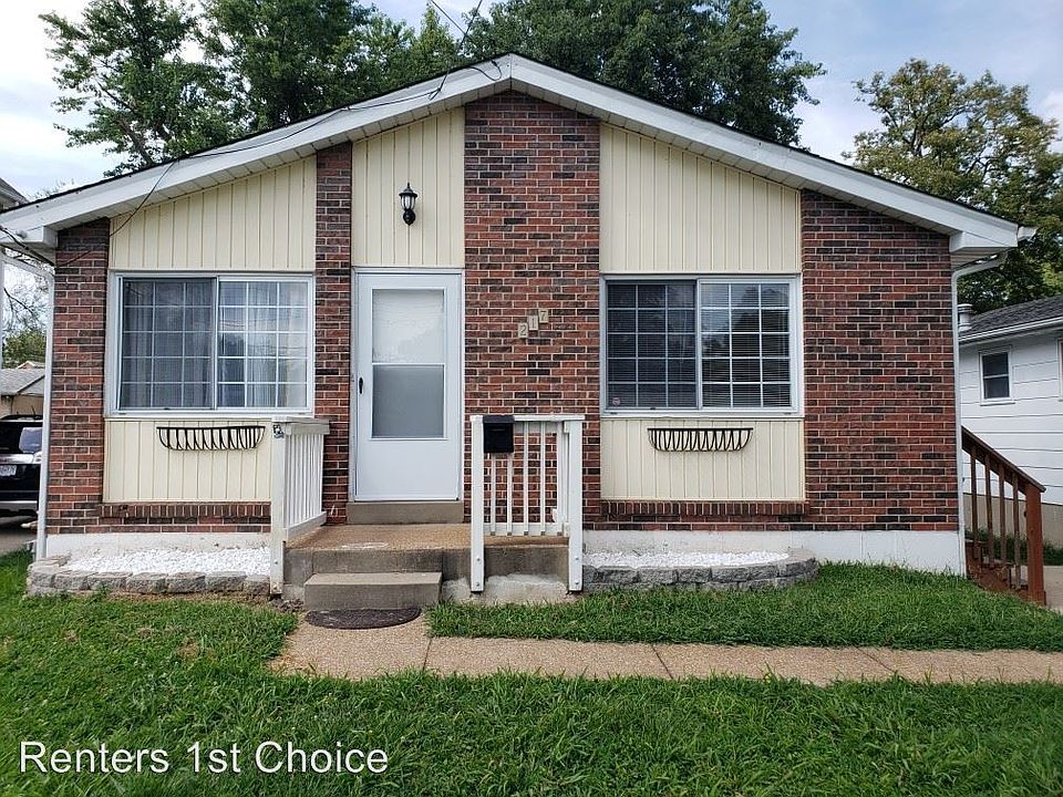 1st image of 217 W Felton Ave