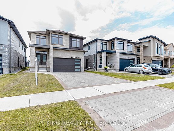 3rd image of 584 Chelton Rd