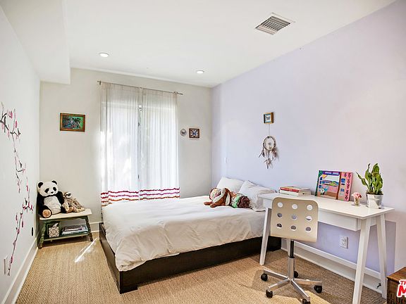 5th image of 2628 Marquette Dr