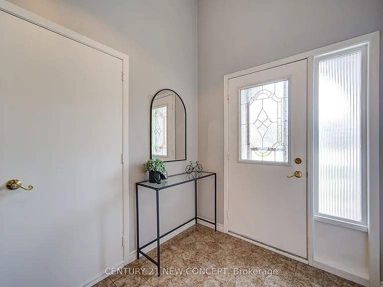 89 Greencedar Dr #MAIN — Photo 5