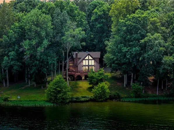 6131 Kellys Gln, Mineral, VA 23117