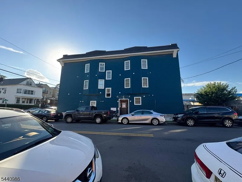 601 Magnolia Ave #6