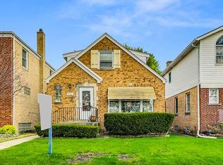 6433 N Ogallah Ave, Chicago, IL 60631