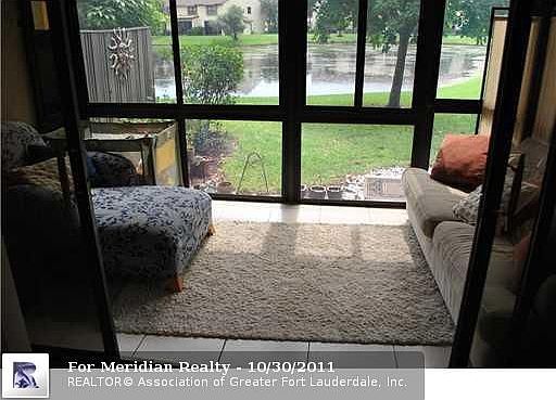 4th image of 3963 Cocoplum Cir APT E