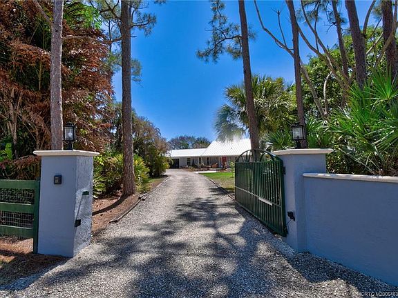 3rd image of 11266 SW Meadowlark Cir