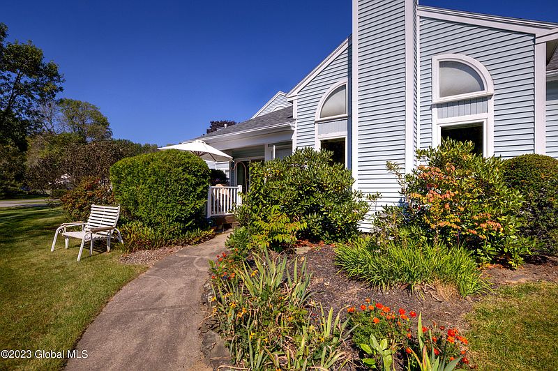 5th image of 32 Pepper Lane