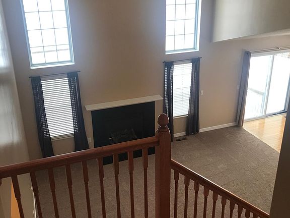 5th image of 237 Lillian Dr