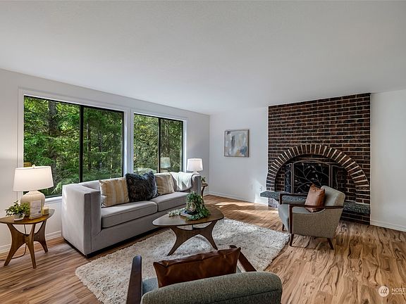 5th image of 6320 171st Street SW