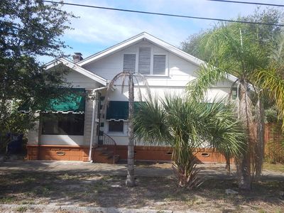 920 Dartmoor St N, Saint Petersburg, FL, 33701