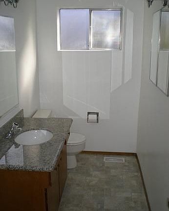 3rd image of 12026 SE 10th St