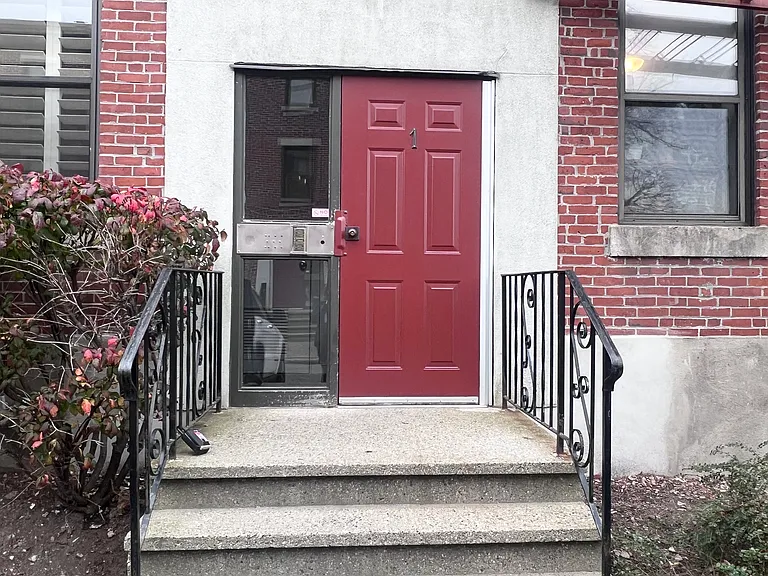 1 Cypress Rd #102 — Photo 15