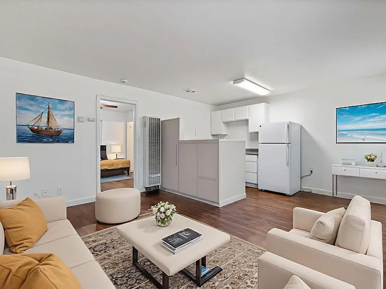2720 Forrest St #B — Photo 11