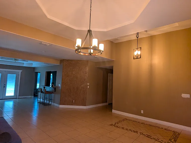 10520 Wolf Creek Ave — Photo 6