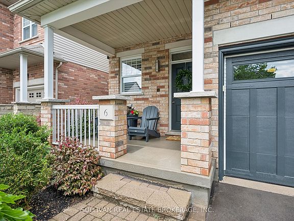 3rd image of 6 Whetstone Cres