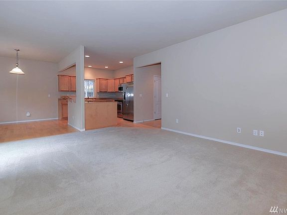 5th image of 521 125th Ave NE