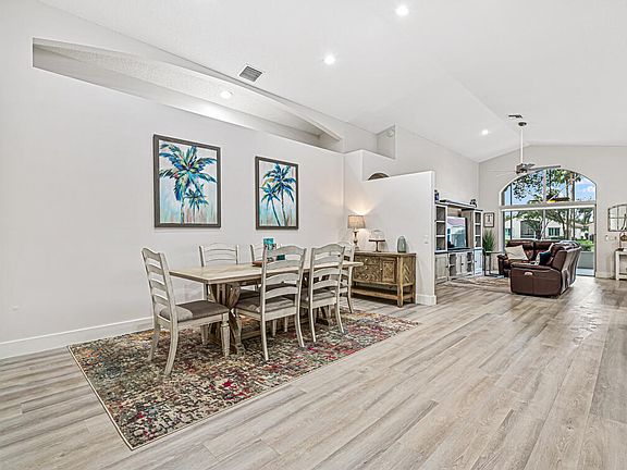 4th image of 9845 Lemonwood Drive