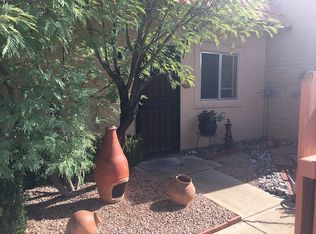 886 S Pantano Rd, Tucson, AZ 85710