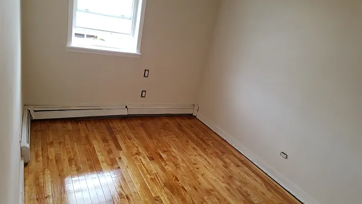 Rented by Benjamin Realty Since 1980 | media 20