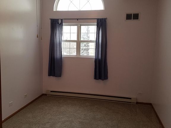 2nd image of 1551 W Crystal Rock Ct