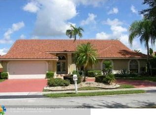9775 NW 48th Dr, Coral Springs, FL 33076