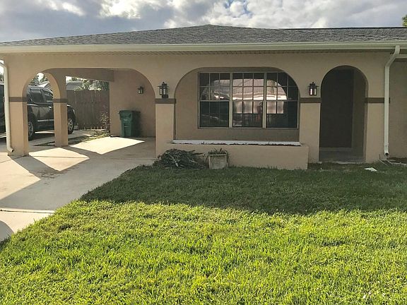 5th image of 550 NE Solida Cir