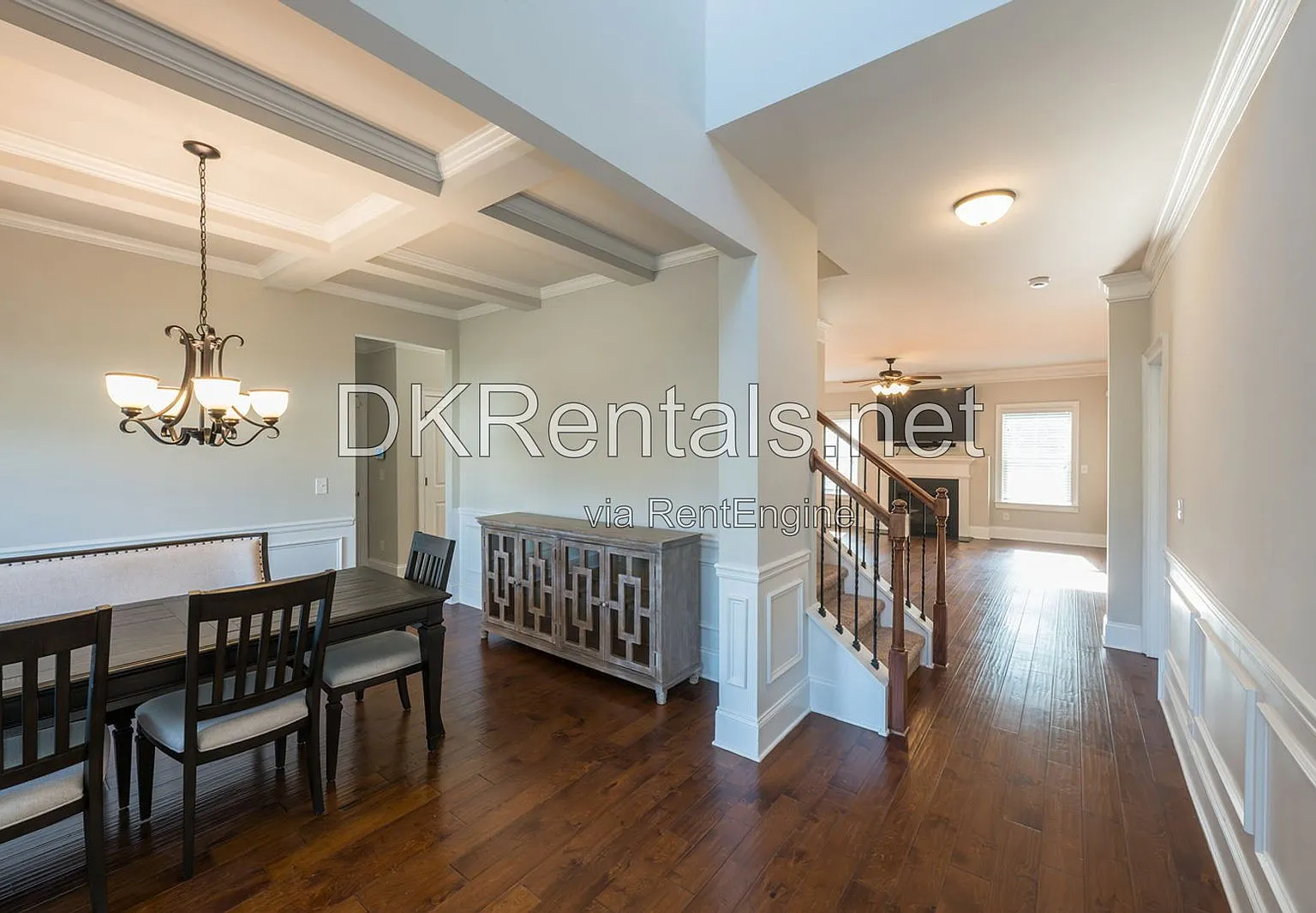 4 bed, 3.5 bath, 3696 sqft, $3,400 — Photo 4