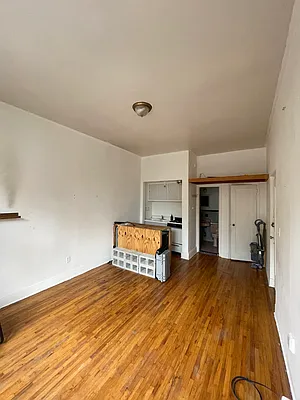 Rented by Citi Nest Group LLC | media 17