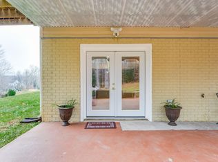 17 Wentworth Dr, Fredericksburg, VA 22406