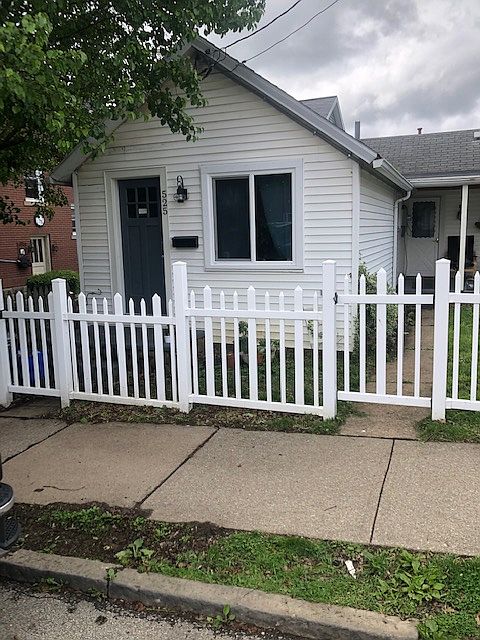1st image of 525 Grove St