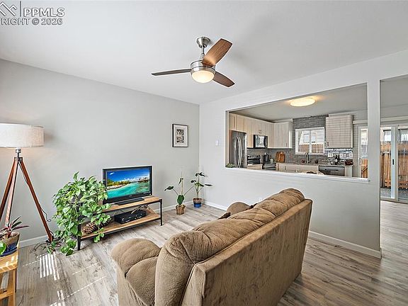 5th image of 749 Alexander Rd APT C
