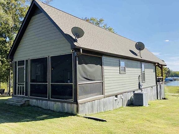 4th image of 35 Jennifer Ln