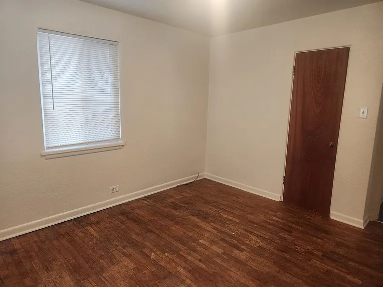 30 N Union Blvd — Photo 13