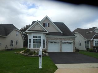 6 Bay Hill Rd, Lakewood, NJ 08701