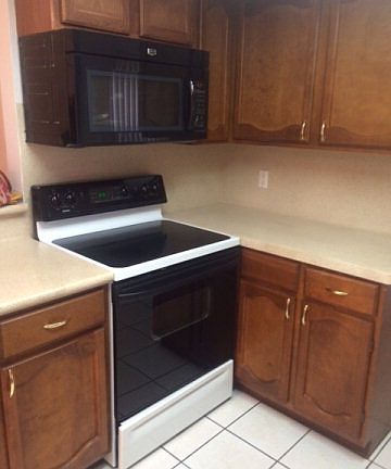 2nd image of 53 Casa De Amigos