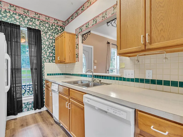 1207 Orlando Rd — Photo 11