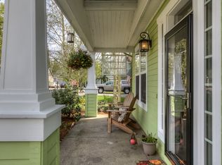 410 Maple Ct, Mount Angel, OR 97362