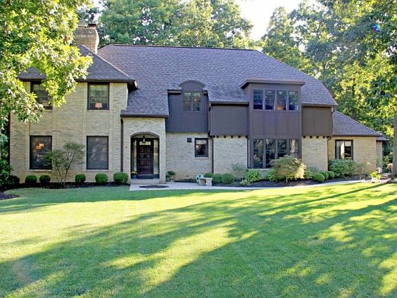 2nd image of 8406 Gleneagles Ct