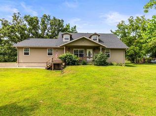 931 Rooffener Rd, Macks Creek, MO 65786
