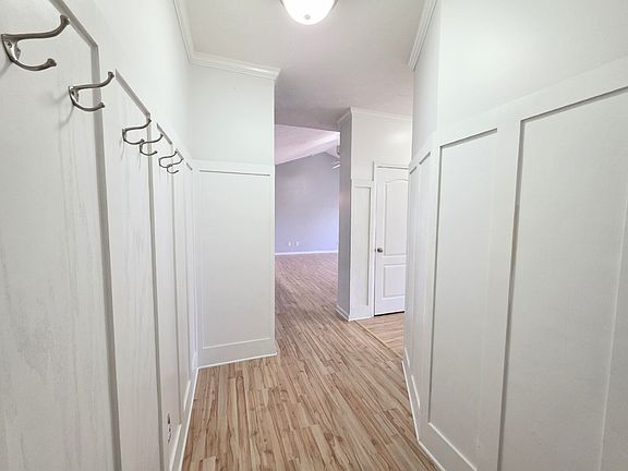 4th image of 1324 Kershaw Loop APT 206