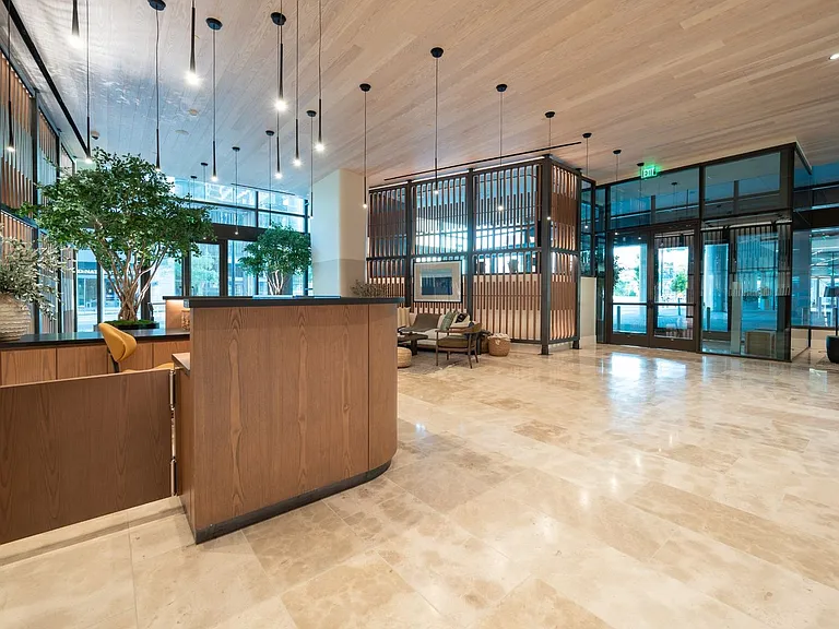1212 Demonbreun St #1710 — Photo 9
