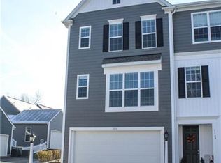 1151 Sray Ln, Bridgeville, PA 15017