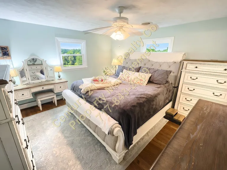 428 Blue Ridge Dr — Photo 16