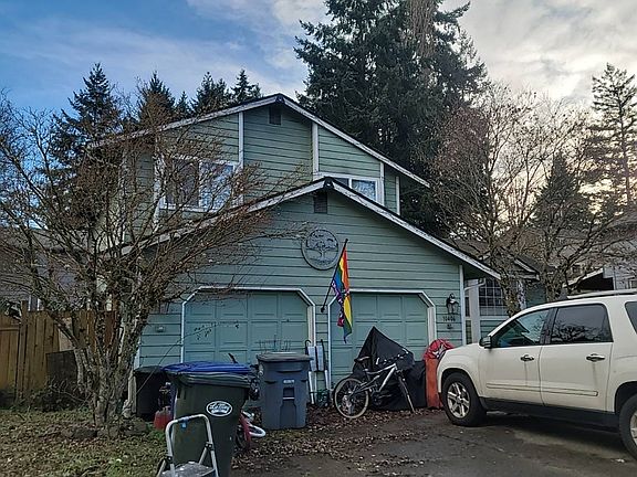 3rd image of 10406 95th St SW