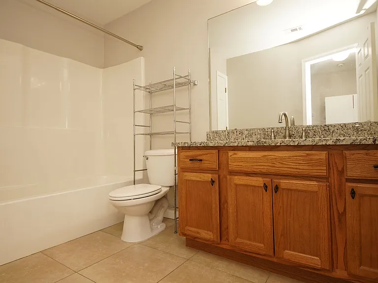 125 Farrah Ave — Photo 27